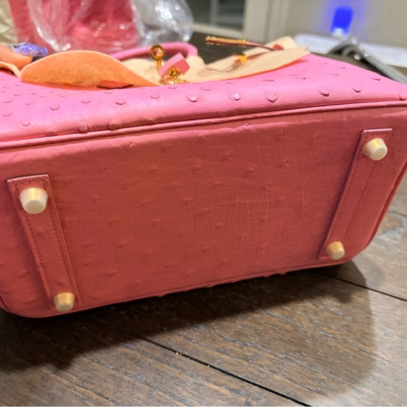 Birkin Style Bag B25 Pink Ostrich Leather Gold Hardware Made in France Purse - Picture 9 of 14